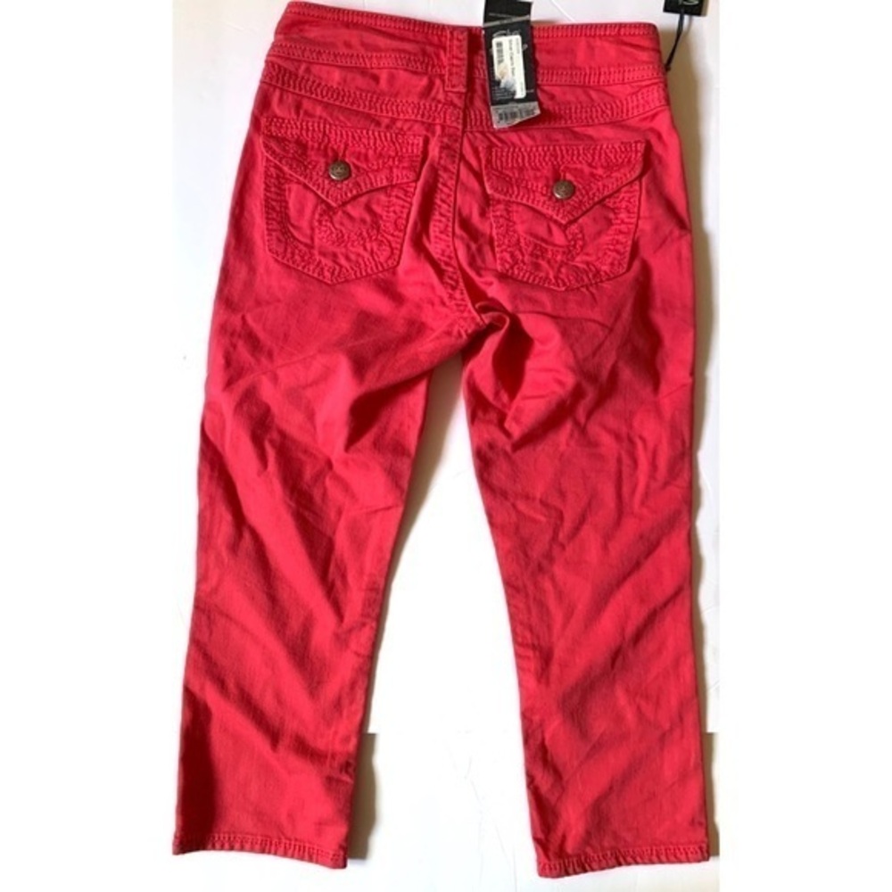 NWT Silver Jean Capris Size 24